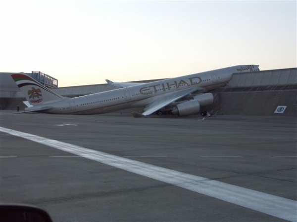Airbus A340-600 Crash