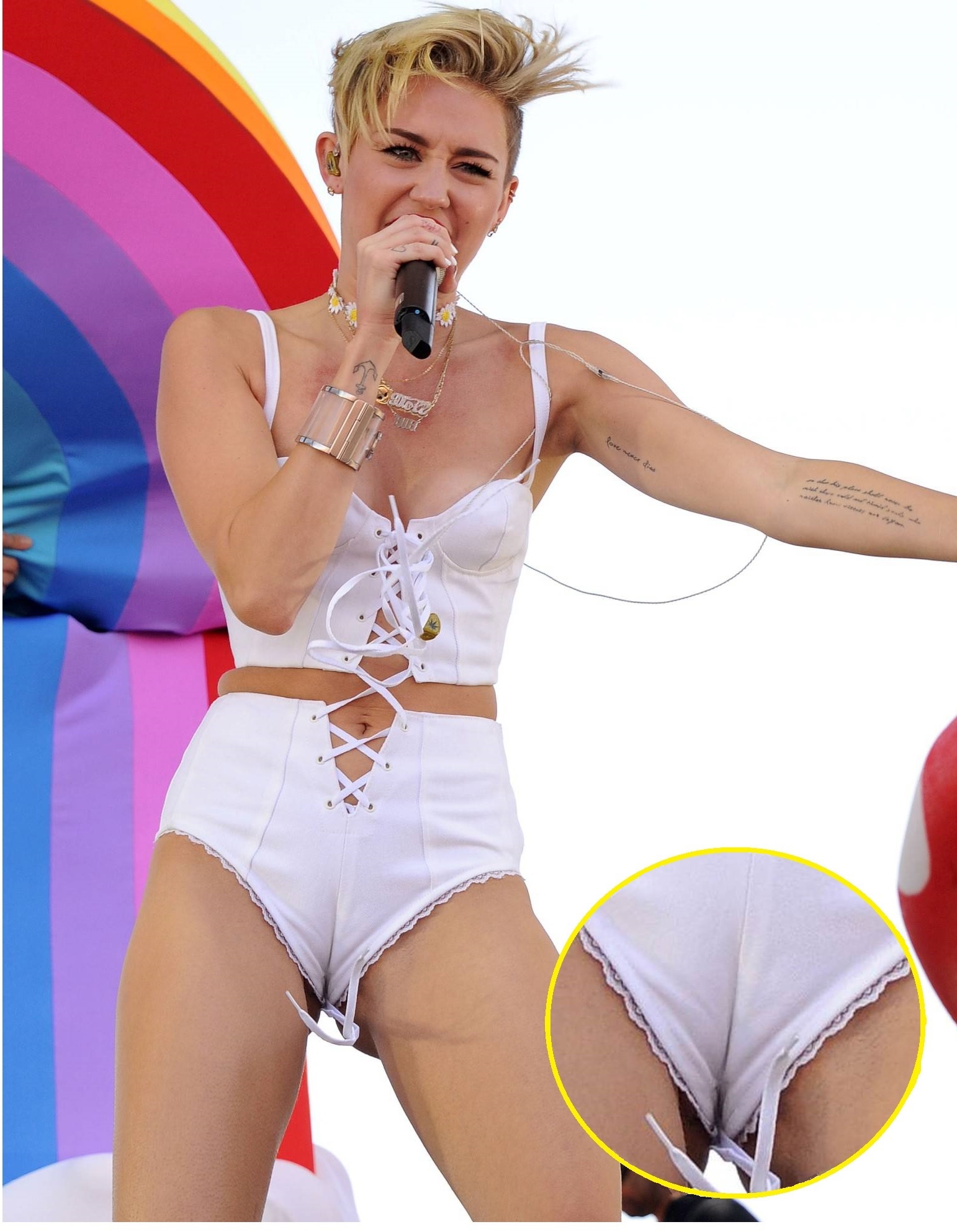 Miley cyrus photo upskirt