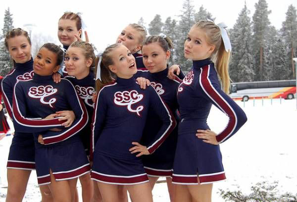 Group Of Teen Cheer Leaders Picture EBaums World