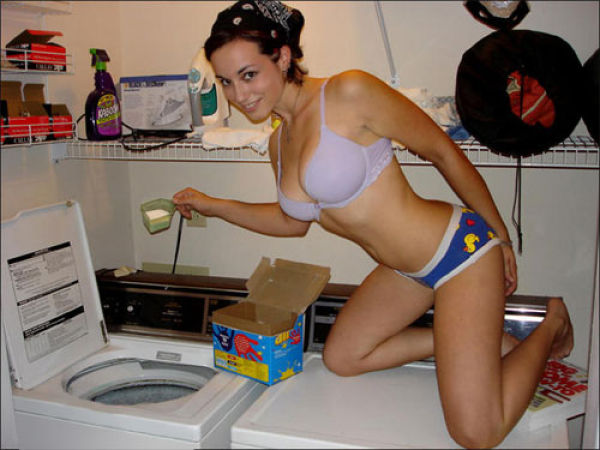 Dirty real housewife enjoying fan image