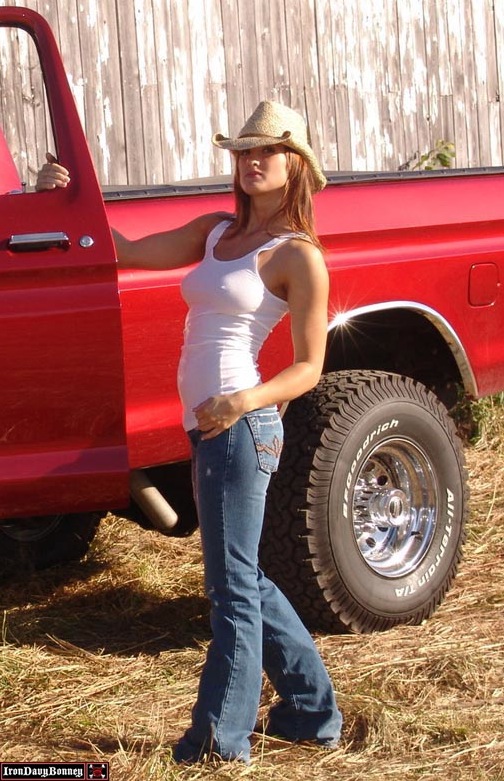 Sexy Farmer S Daughter Beside Her Truck Picture Ebaum S World