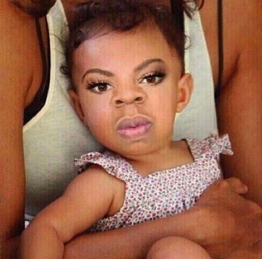 Beyonce Baby Girl on Jay Z   Beyonce S Baby Girl Blue Ivy Carter   Picture