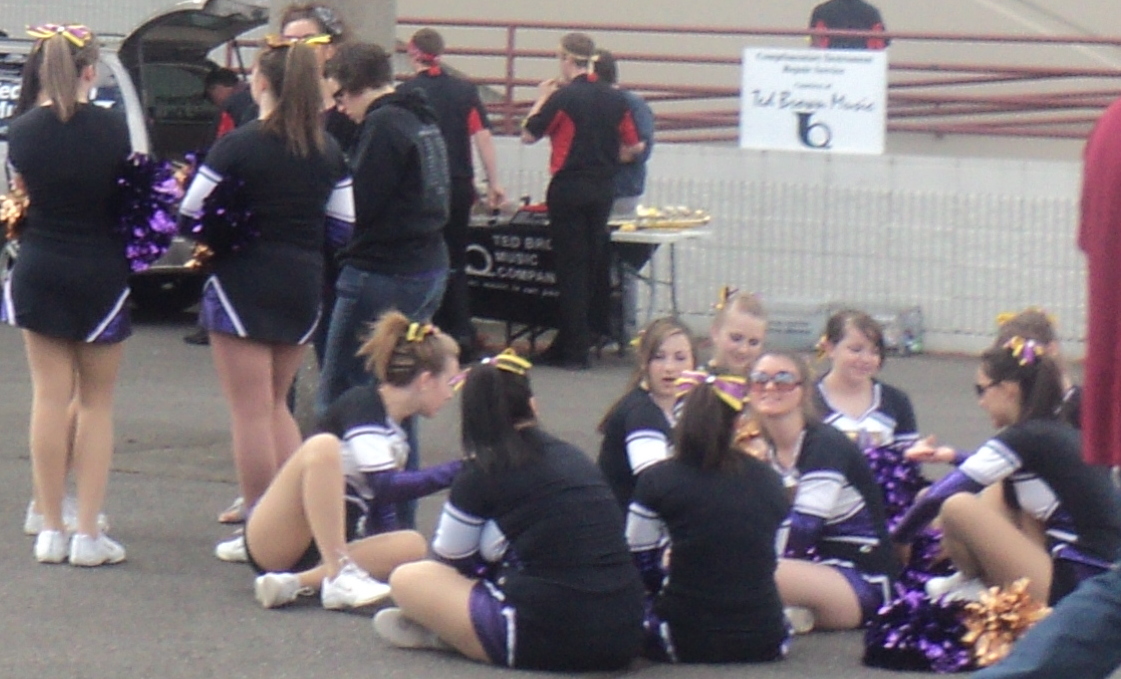 Fat cheerleaders Picture eBaum's World