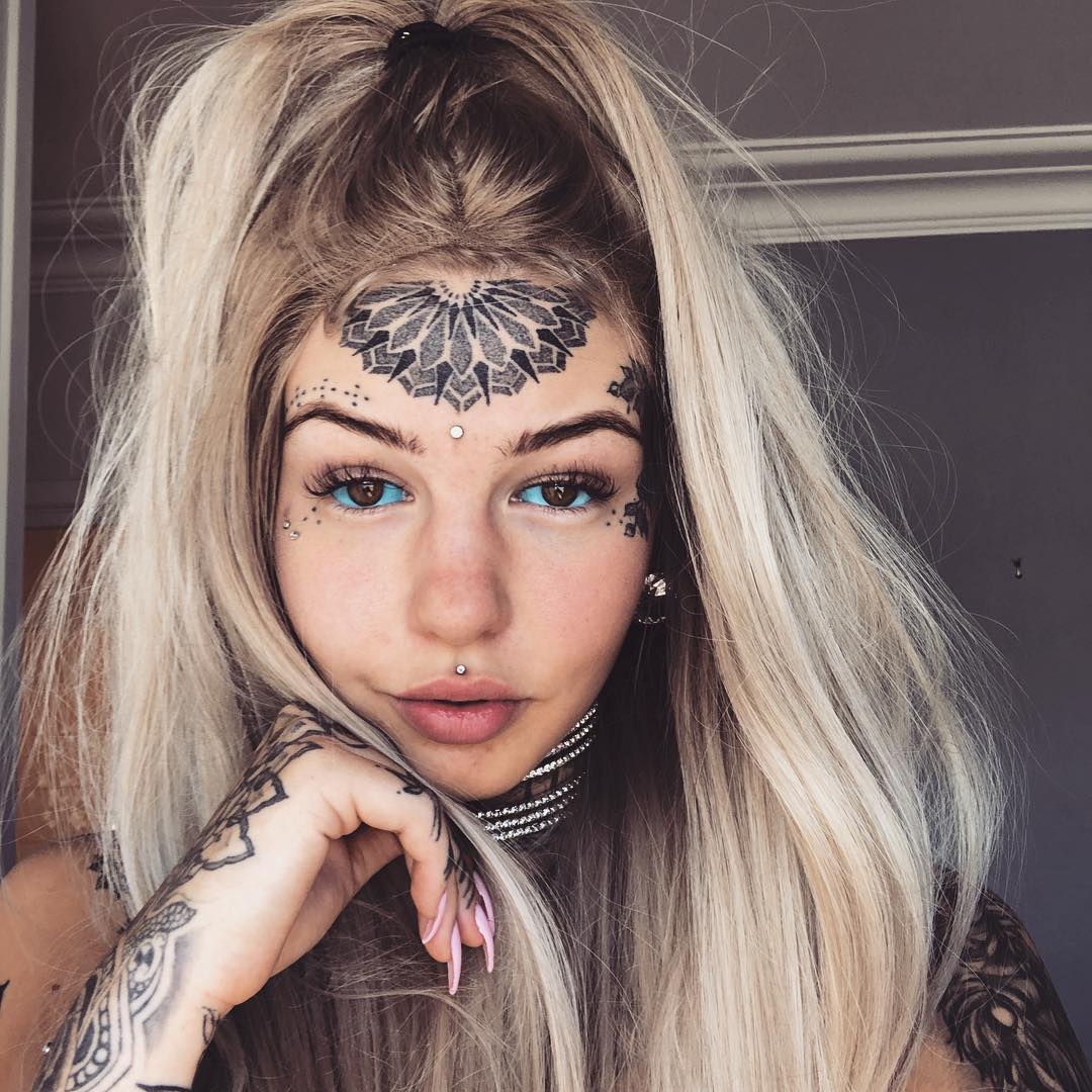 Australian Beauty Spends Over 10k On Tattoos And Body Modifications