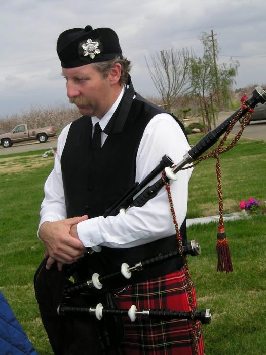 coolest bagpipe player on earth