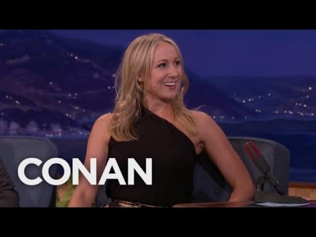 Nikki Glaser’s Spot On Jennifer Aniston Impression Video