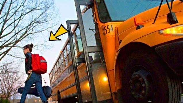 Man Follows Girl Home From Bus Stop Her Father Is Waiting For Him