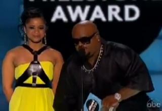 Justin Bieber Gets Booed At Billboard Music Awards