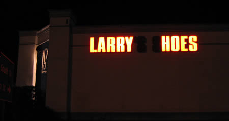 night - Larry Hoes