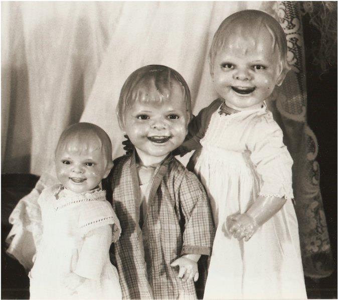 26 Vintage Photos From Our Creepy Past