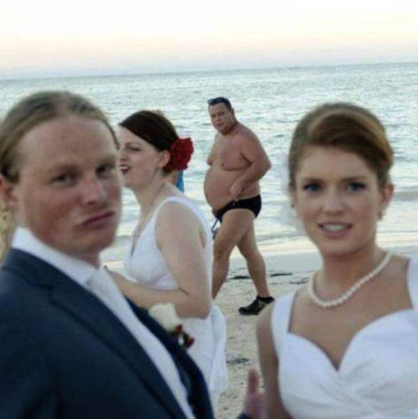 wedding photo bomb