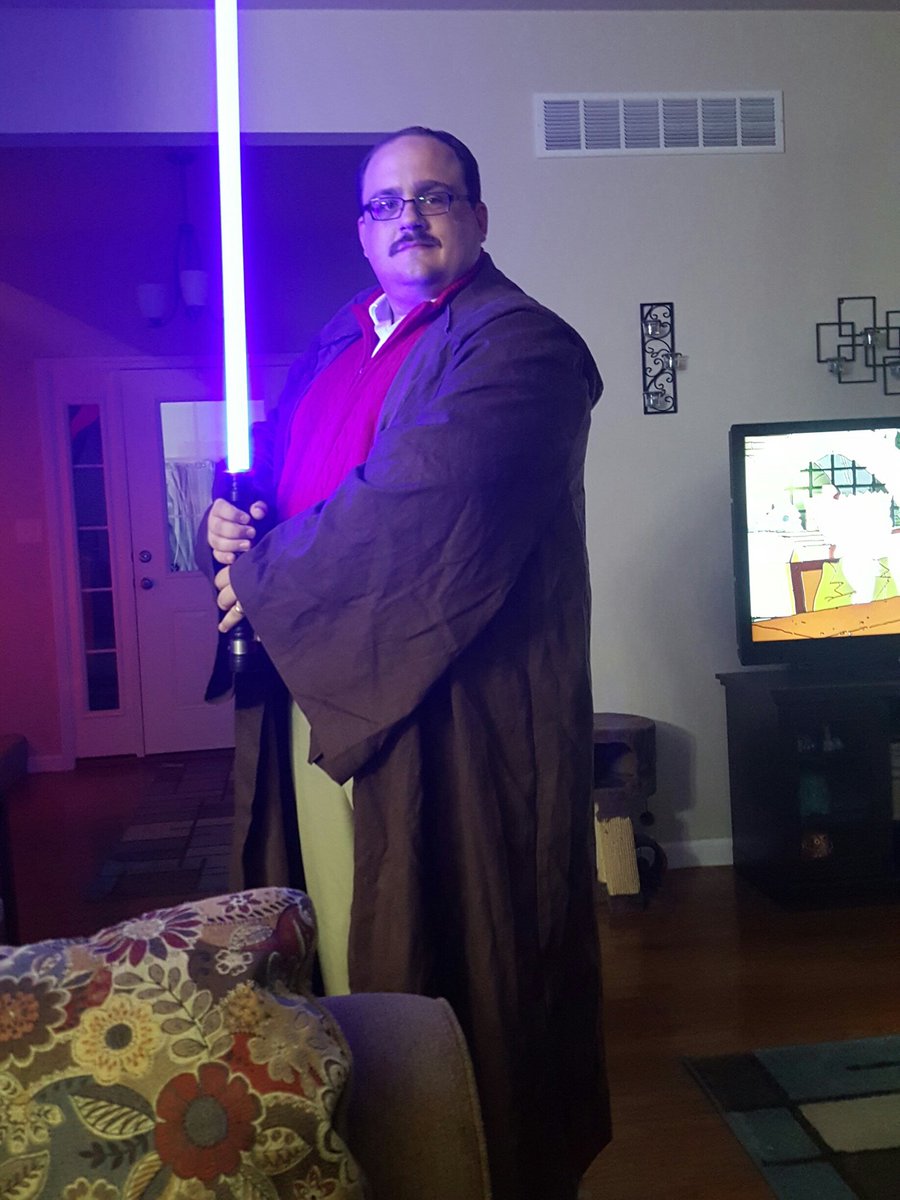 Yesterday afternoon Ken Bone posted his halloween costume to Twitter with the caption, "ObiWan Kenboni ready to hand out some candy! #halloween"