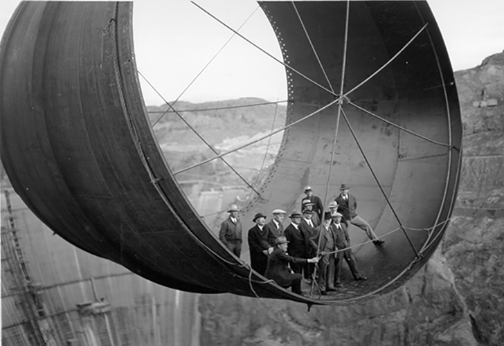 building of hoover dam