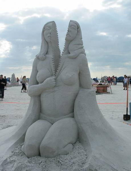 memes - carl jara sand sculpture