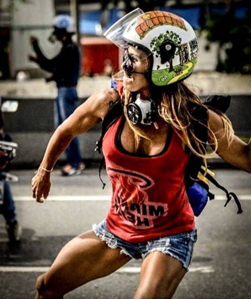 sexy venezuelan protestor