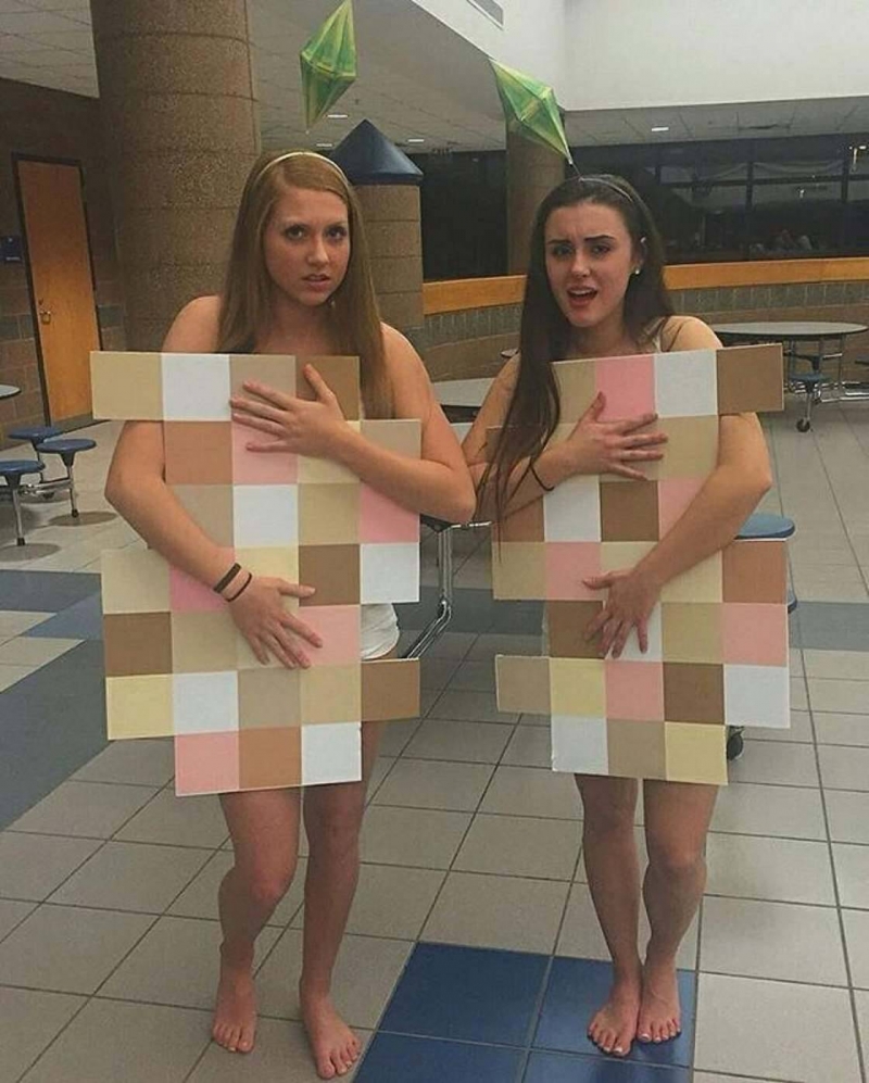 Great costume of girls who look like they are pixelated