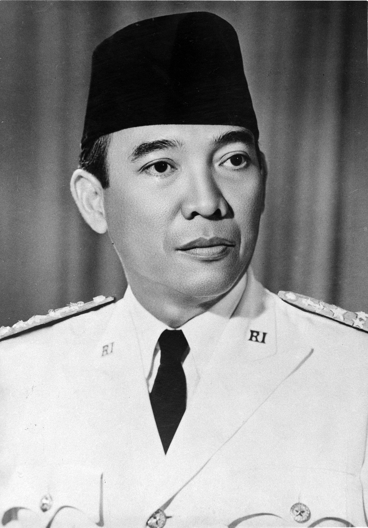 A photo of Indonesian president Sukarno.
