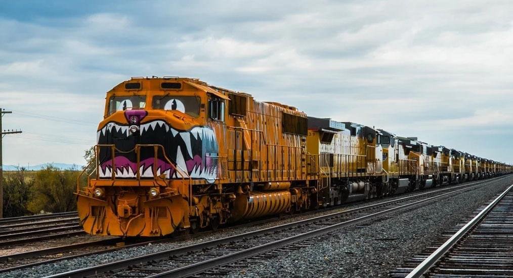 Freight train painted like an attack dog