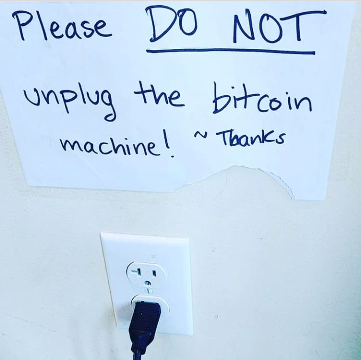Bitcoin blockchain machine