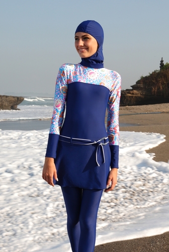14 Babes in Burkinis to Make Your Pen Point to Qibla