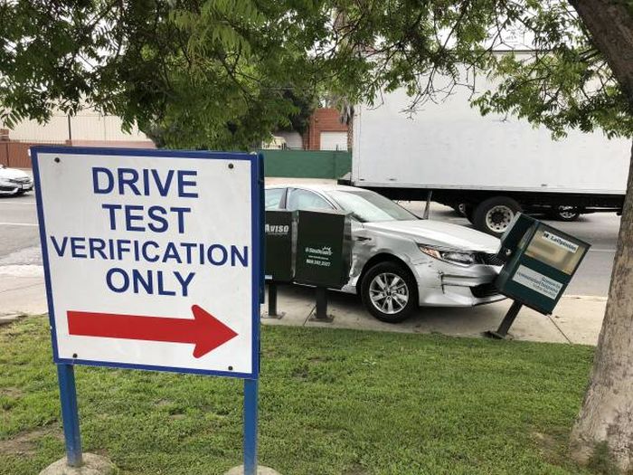 signage - Drive Test Verification Only Aviso