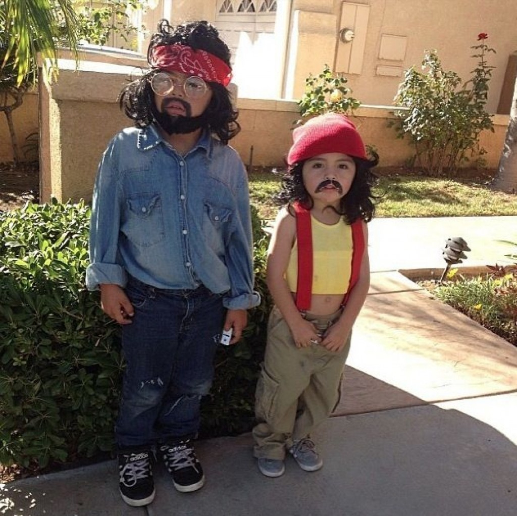 cool cosplay kids of Cheech and Chong