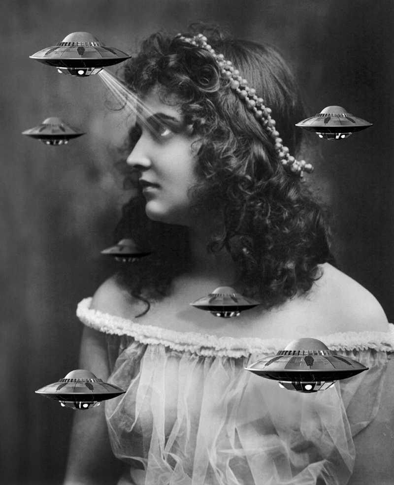 old photo made into a gif with flying saucers