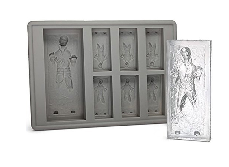 Cool down your drink like Jabba the Hut would with these Frozen Han Solo Ice (or chocolate) Molds - $7.99  Get it <a href="https://amzn.to/2mRLtZa" target="_blank" rel="nofollow"><font color="red"><b>HERE</font></b></a>