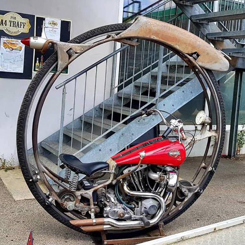 giant wheel motorcycle