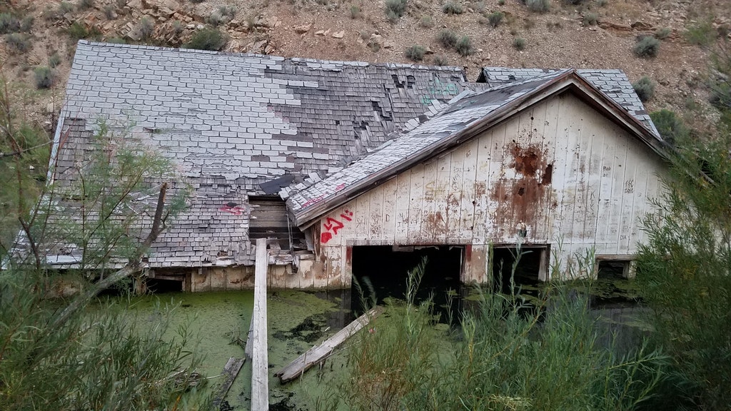 The flooded town of Thistle, Utah