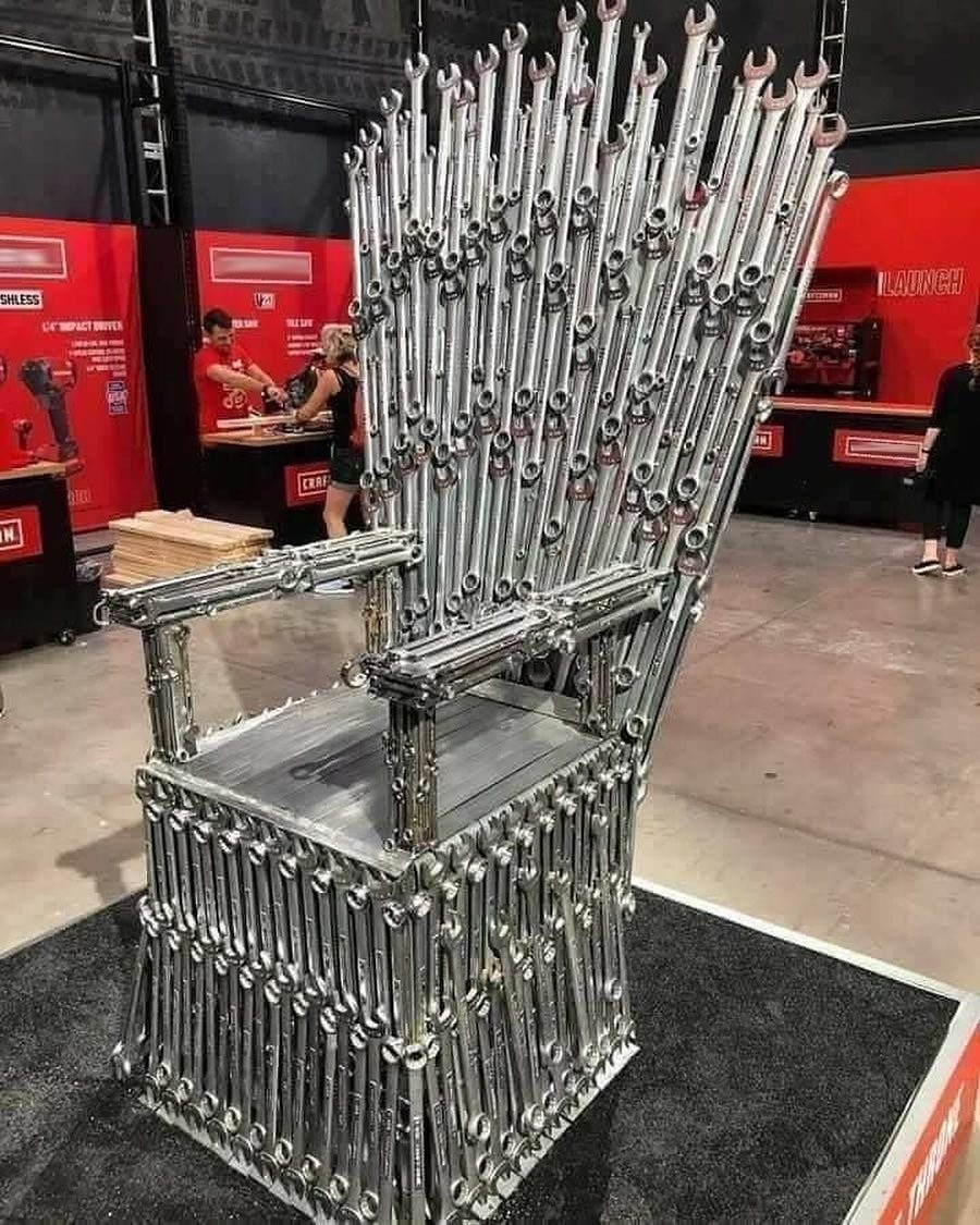 random pic throne of wrenches - Shless 10 Rose