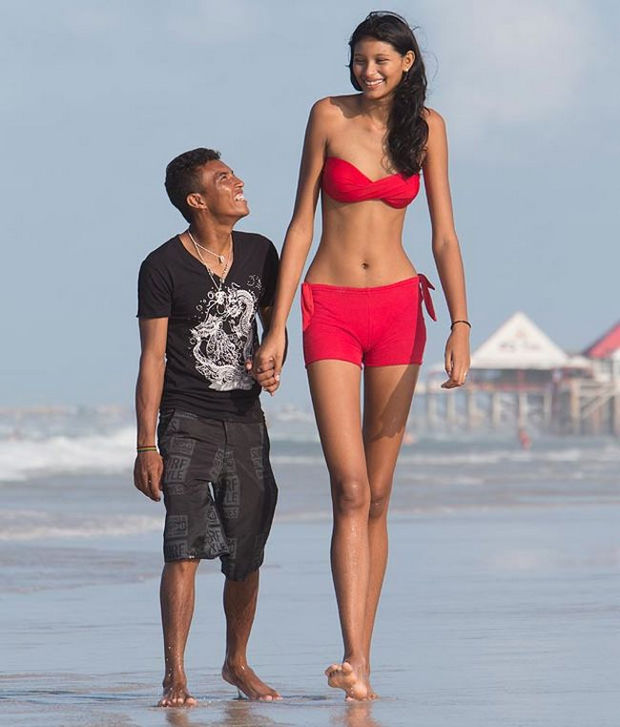 16 Problems That Tall People Can Relate To