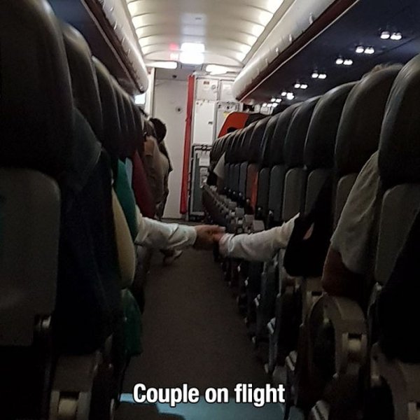 airline - Couple on flight