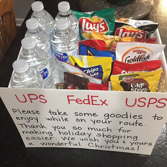 drinks for usps fedex - Tags Toesta ste life Goldfish Life Chips luxe Keebler idge Strices Ups FedEx Usps Please take some goodies to enjoy while on your route. Thank you so much for making holiday shopping asier. We wish you & yours a wonderful Christmas