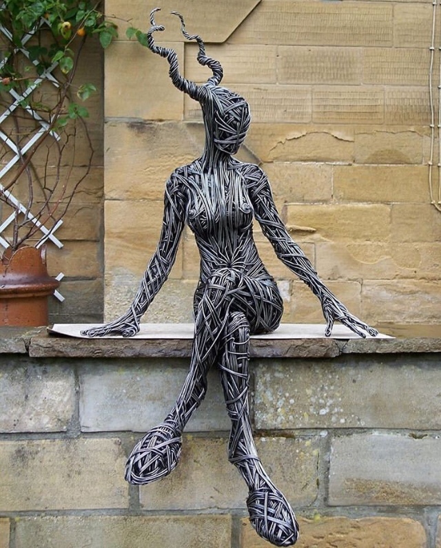 richard stainthorp wire sculpture