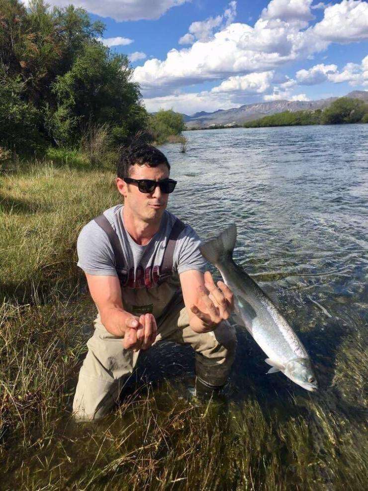 guy losing a fish