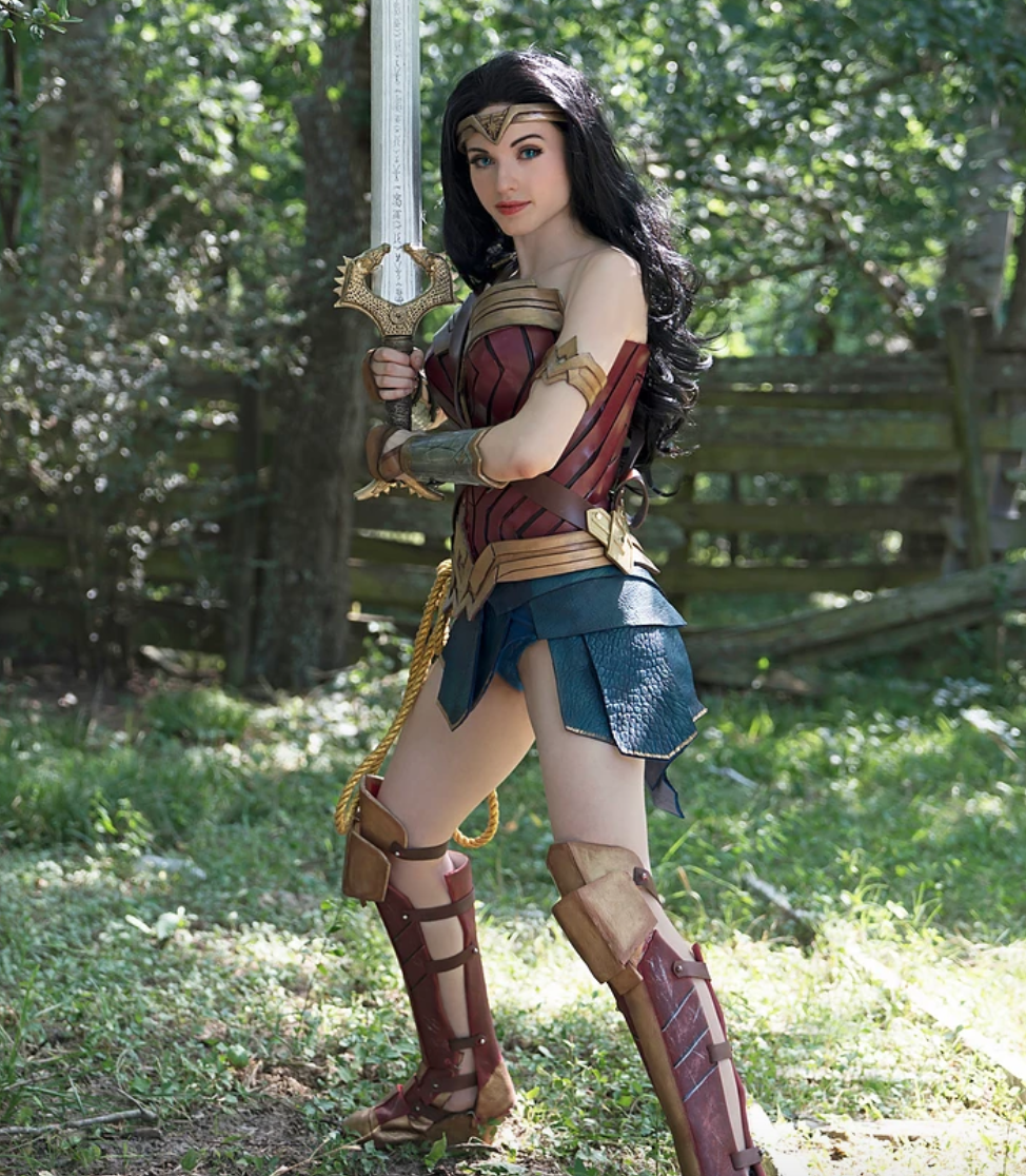 Amouranth - wonder woman cosplay