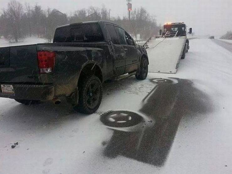 truck snow angel