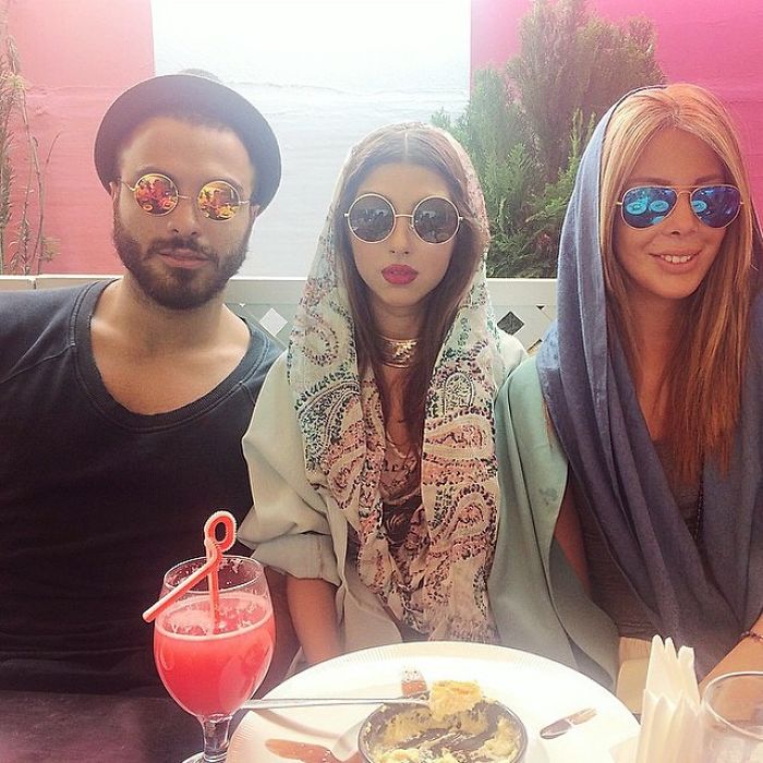 Iranian women - rich kids in tehran - ros,