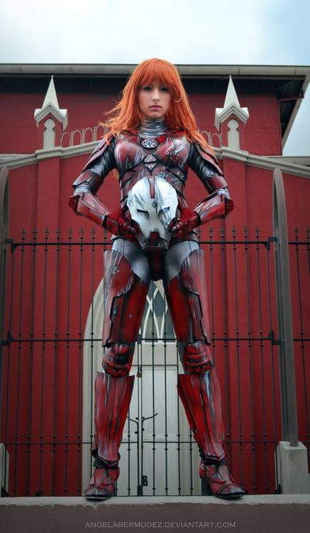 cosplay - female iron man cosplay