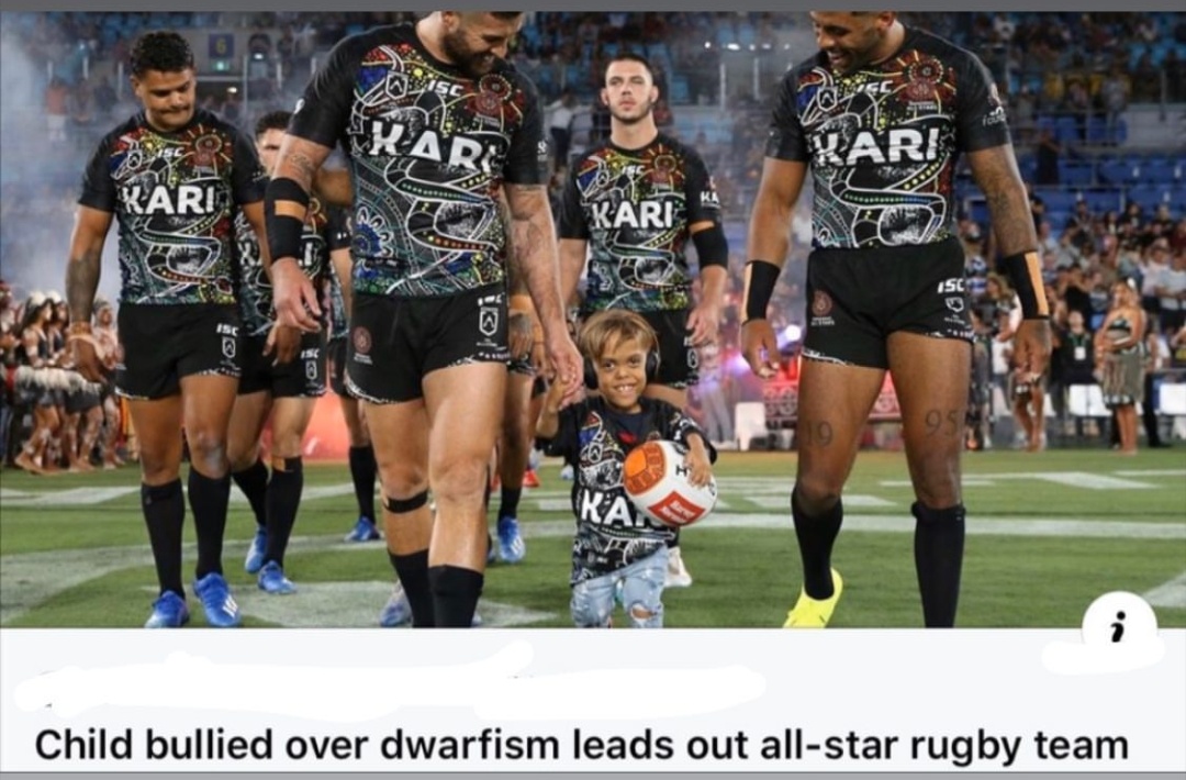 Indigenous All Stars - Child bullied over dwarfism leads out allstar rugby team