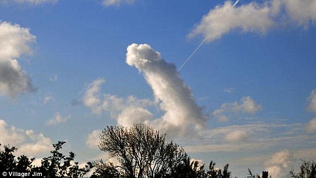 cloud shaped like penis