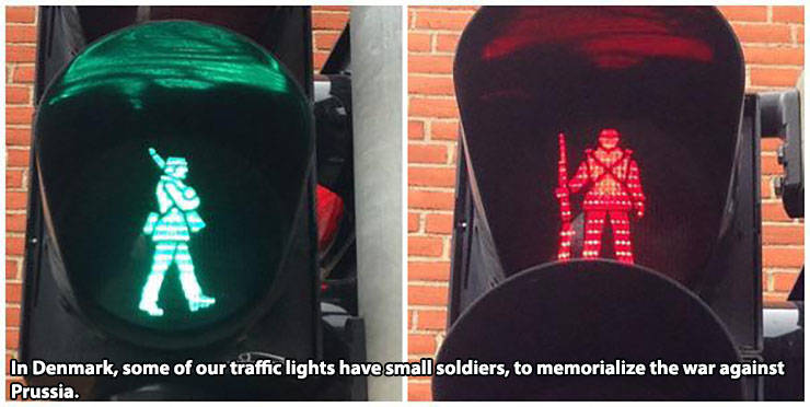 denmark traffic light - In Denmark, some of our traffic lights have small soldiers, to memorialize the war against Prussia.
