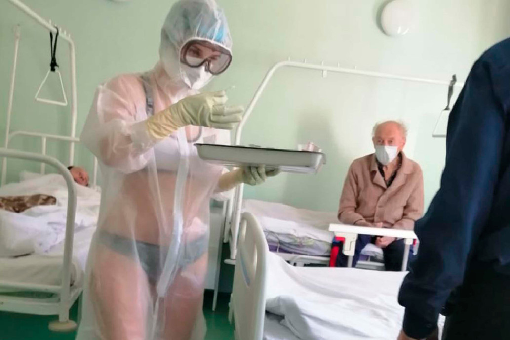 hot nurse underwear russia covid-19 coronavirus hospital old man patient