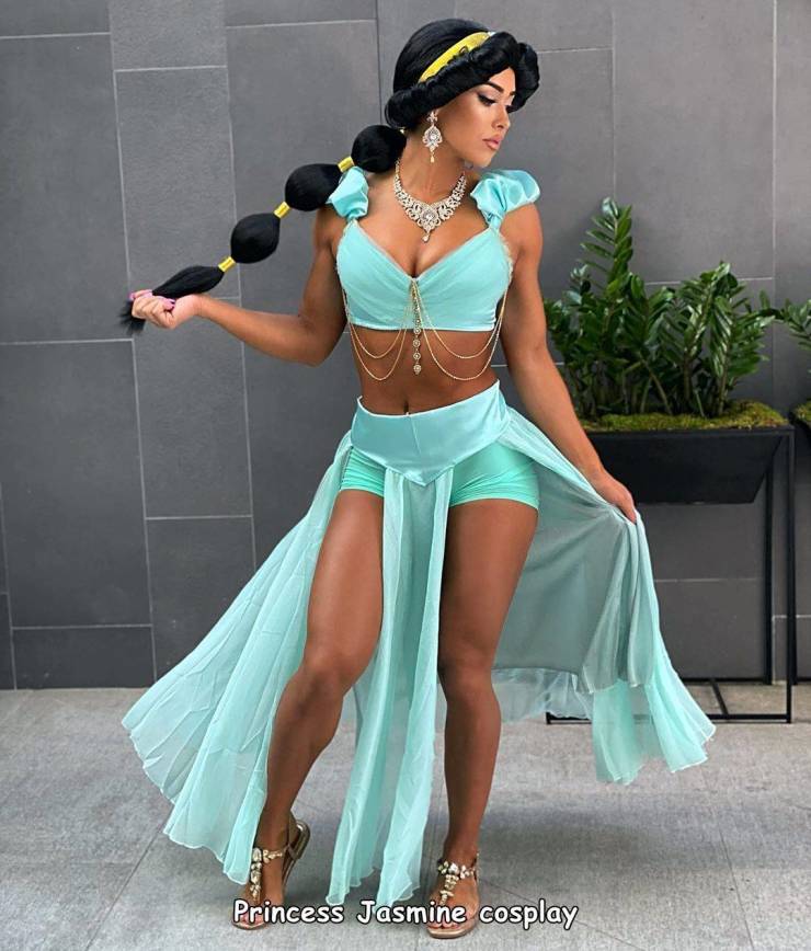 cassandra martin 2019 - Princess Jasmine cosplay
