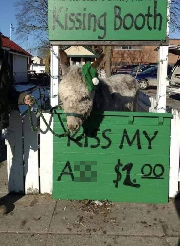 Kissing Booth Kiss My Ass $2.00