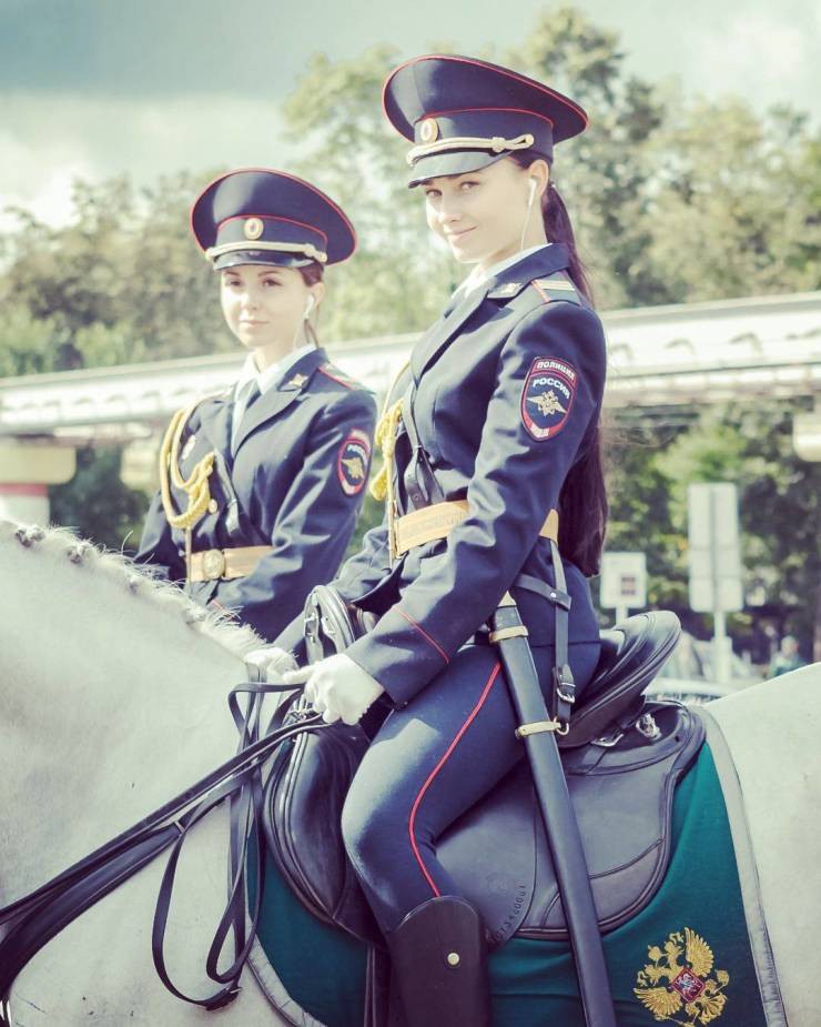 cool pics - russian police girls - Com Poce