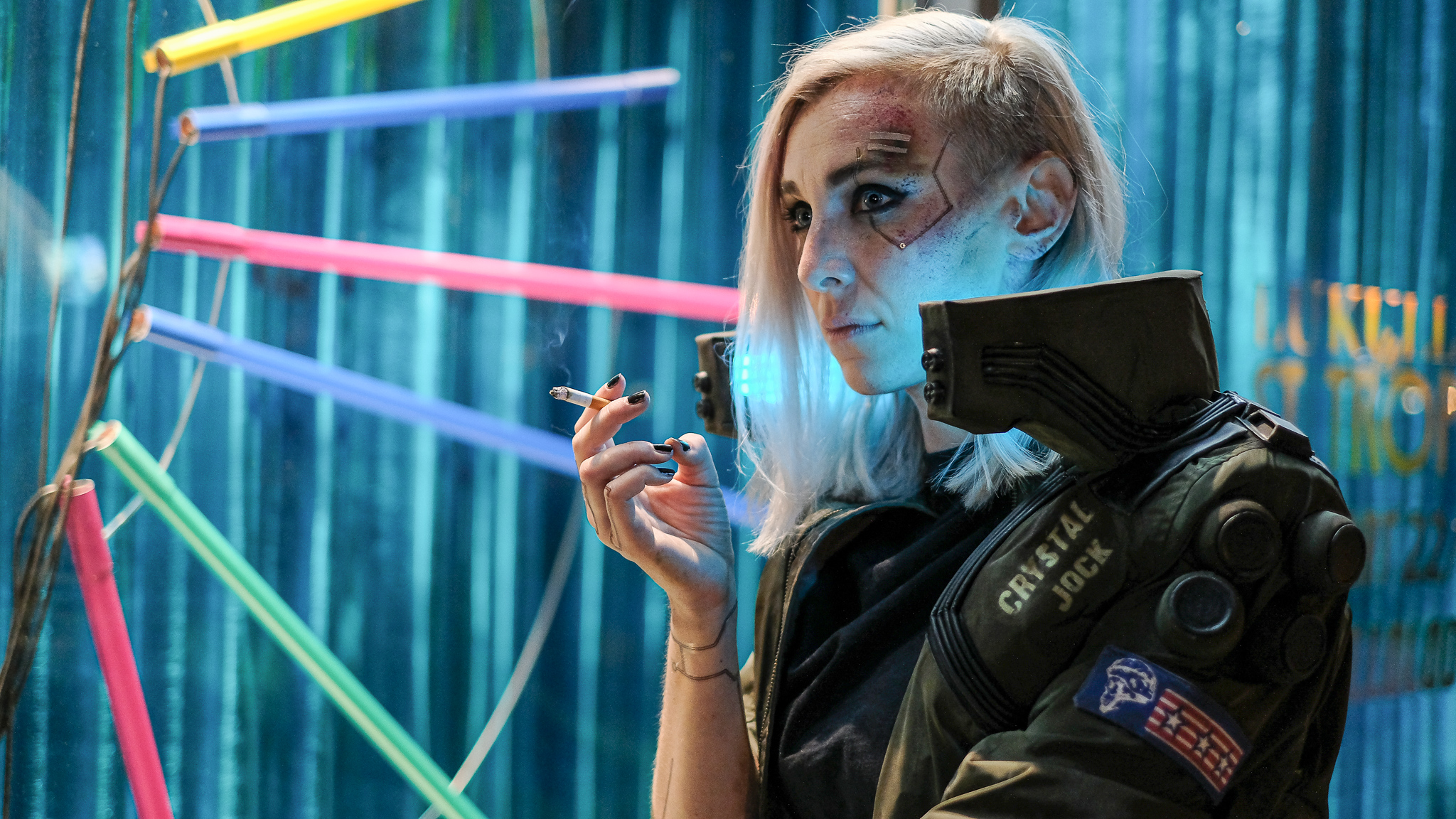 Cyberpunk 2077 - V Cosplay - Alzbeta Trojanova smoking a cigarette