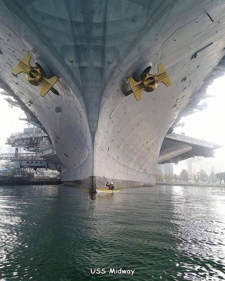 funny memes and pics - water transportation - Uss Midway