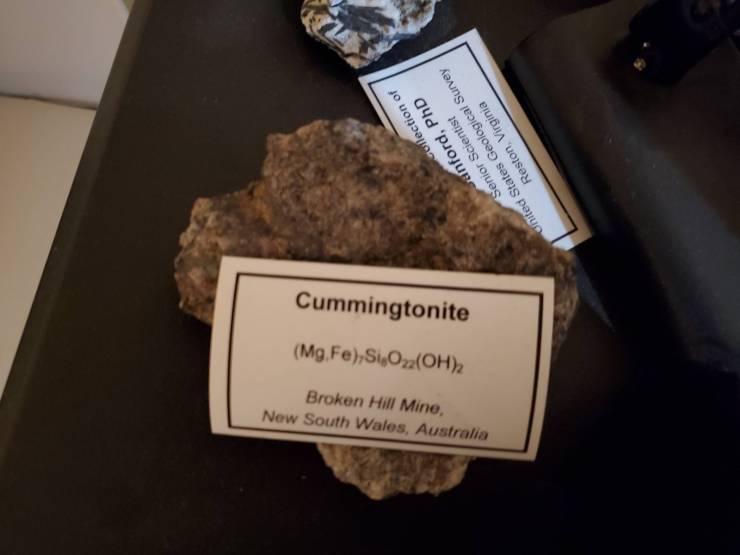 cool random pics - collection of Sanford, PhD Senior Scientist united States Geological Survey Reston, Virginia Cummingtonite Mg,Fe,Si,OnOh2 Broken Hill Mine, New South Wales, Australia